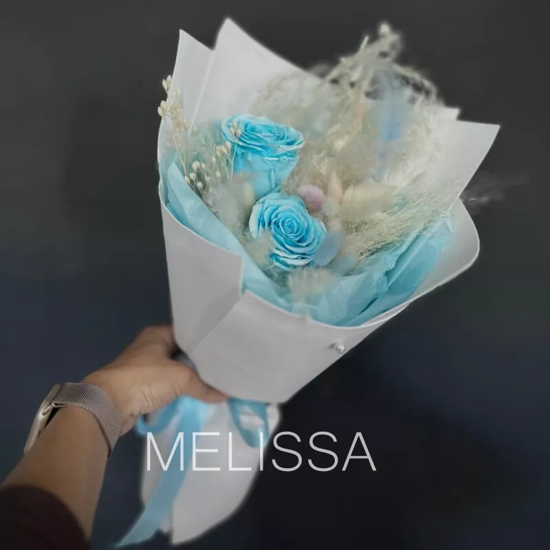 Букет из сухоцветов &laquo;Небо в руках&raquo;