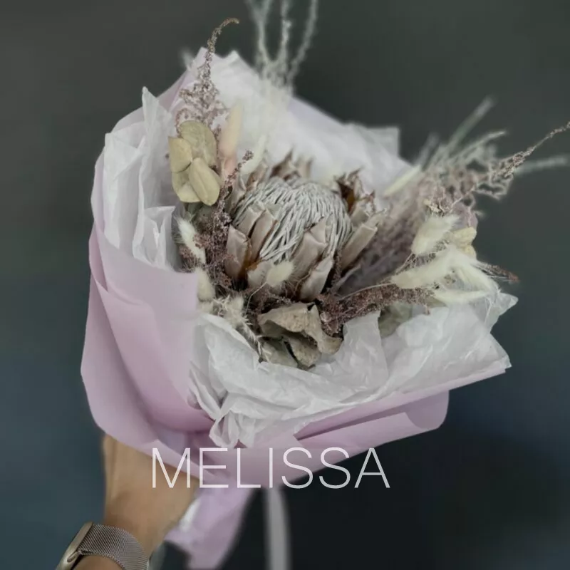 Букет из сухоцветов &laquo;Протея&raquo;