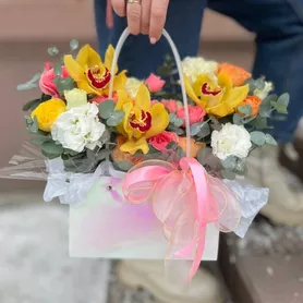 Композиция в сумочке «Солнечная» от интернет-магазина «Мелисса» в Нижнем Тагиле