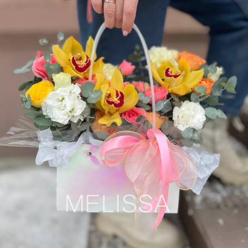 Композиция в сумочке &laquo;Солнечная&raquo;