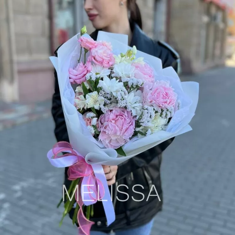 Букет &laquo;Белое розовое&raquo;