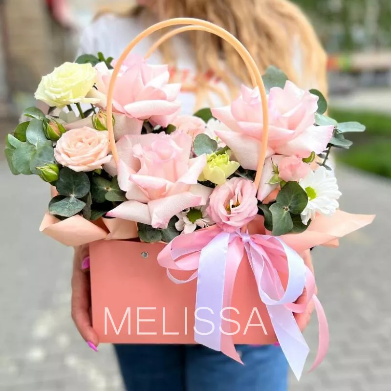 Композиция в сумке &laquo;Персиковая&raquo;