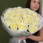 Белые розы