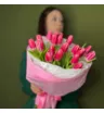 Розовые тюльпаны