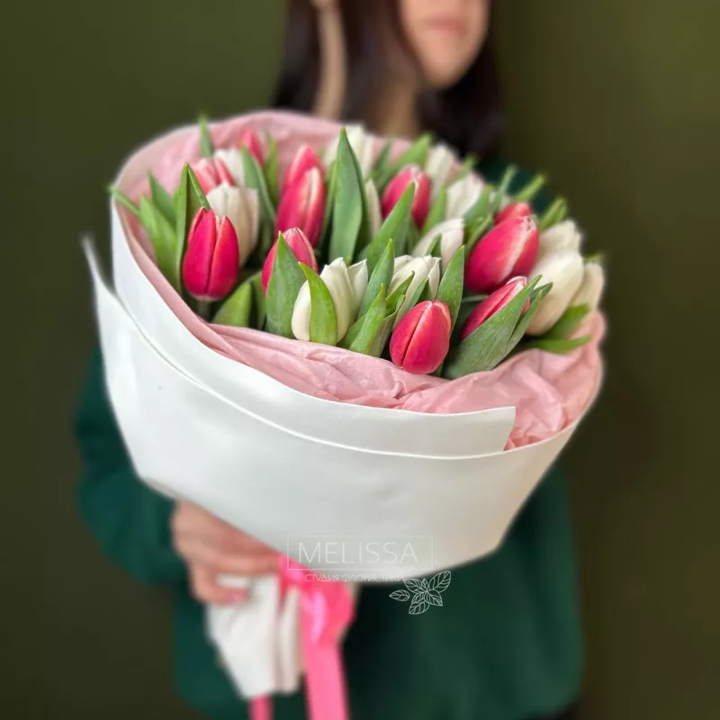 Розовые и белые тюльпаны 1
